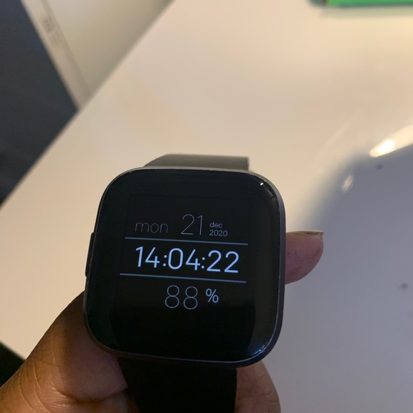 Fitbit versa 2